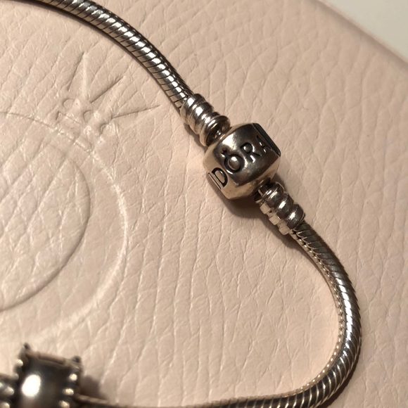 Pandora Charm Bracelet (Two clips dividers!!) - Picture 4 of 4